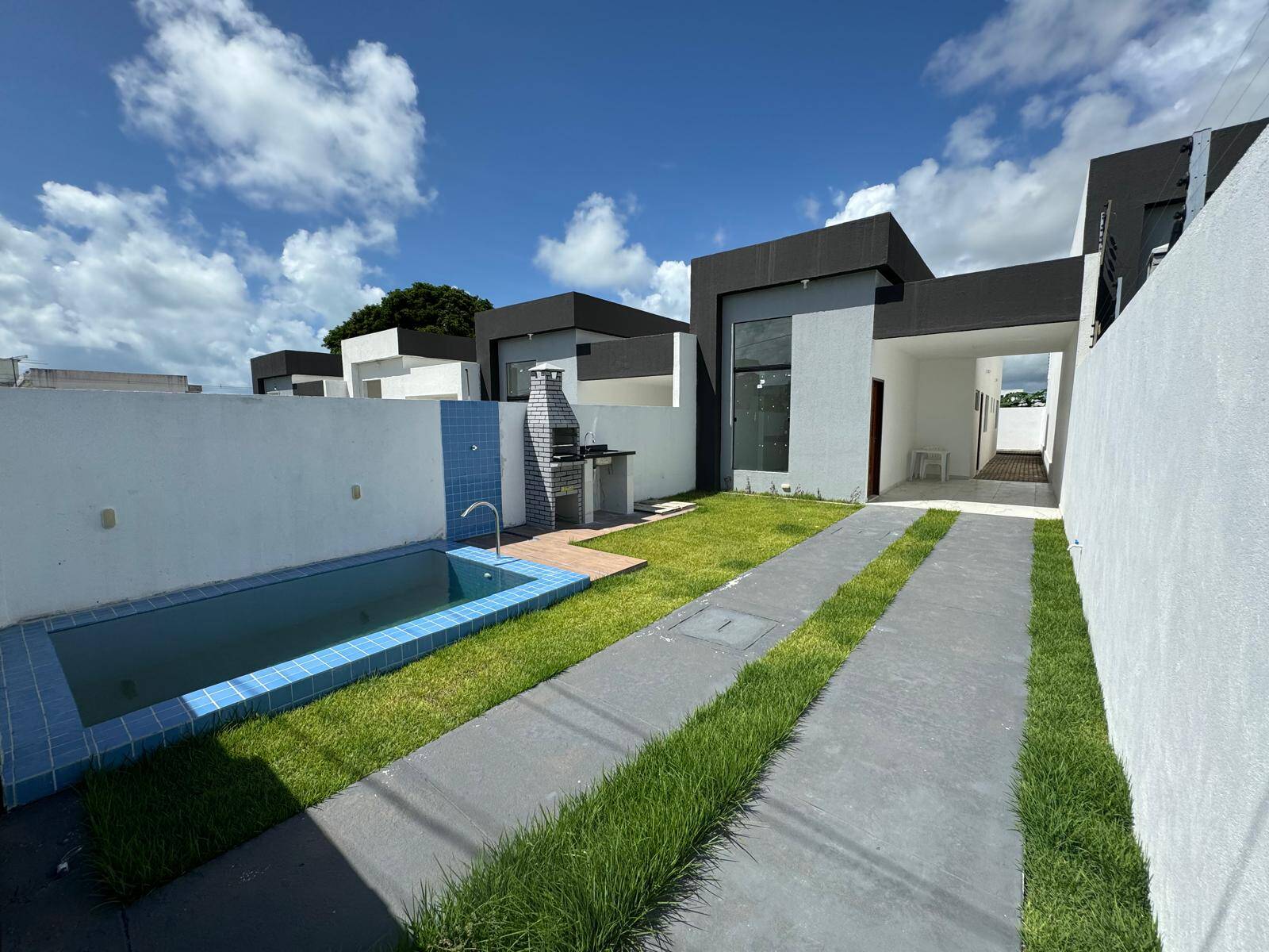 #214 - Casa para Venda em Conde - PB