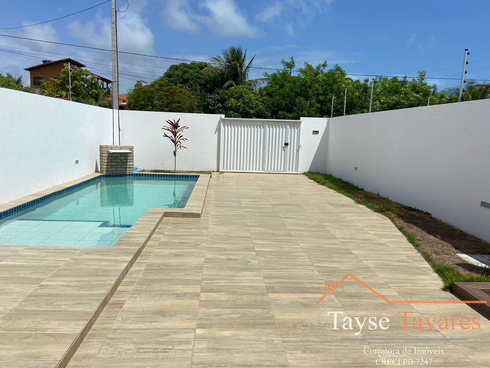 Casa à venda e aluguel com 2 quartos - Foto 1